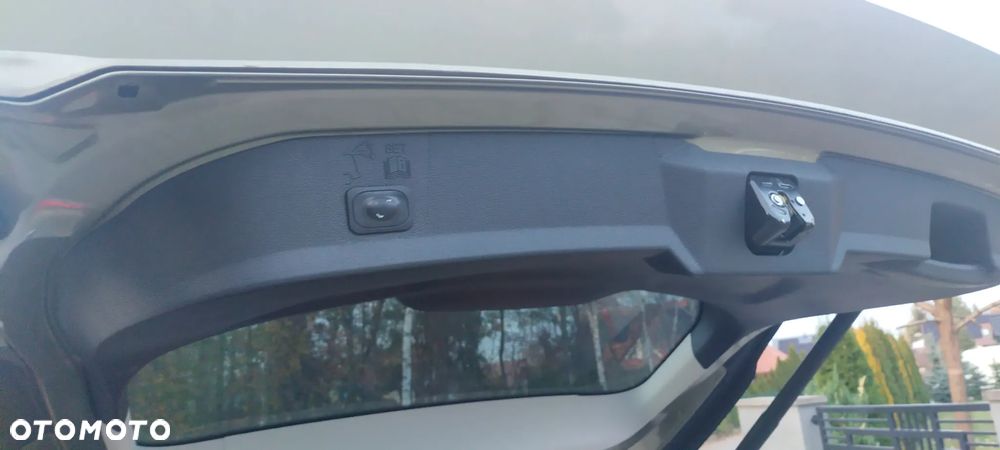 Ford Kuga 2.0 TDCi 4x4 ST-Line - 17