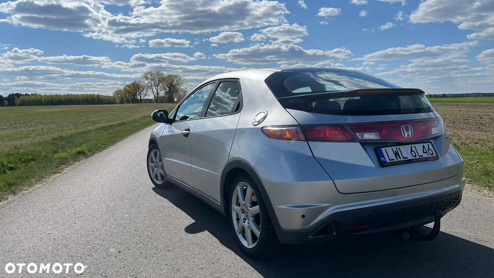 Honda Civic 1.8i-VTEC Sport - 7