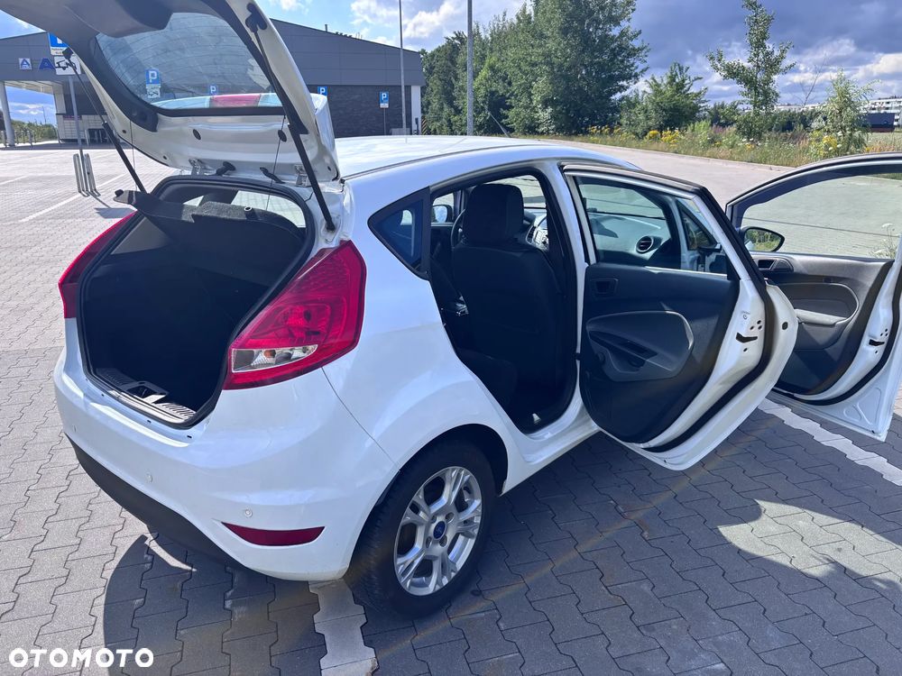 Ford Fiesta - 8