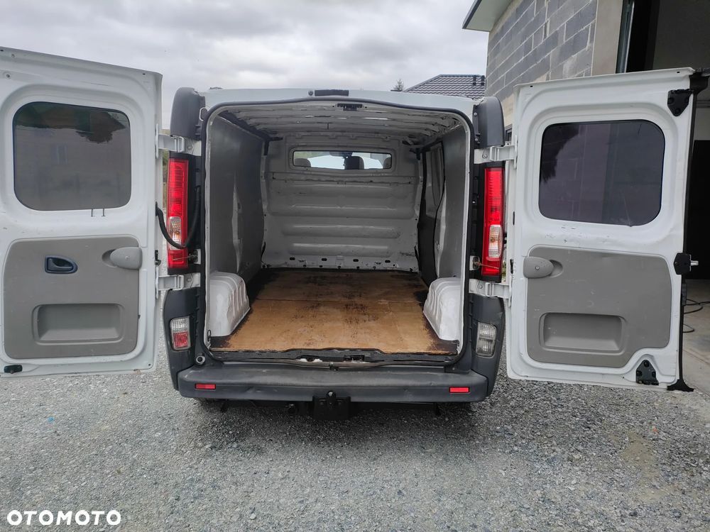 Opel VIVARO/ TRAFIC - 12