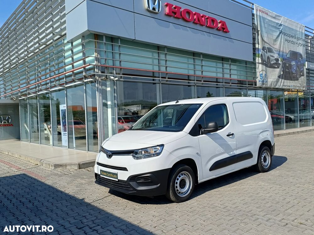 Toyota Proace - 1