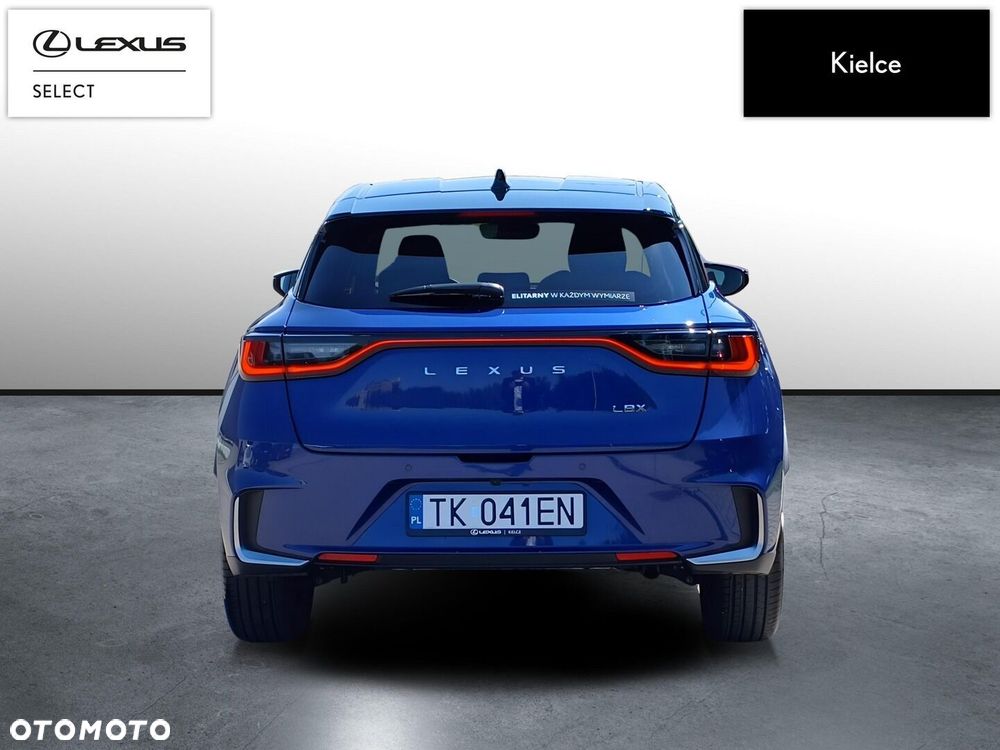 Lexus LBX 1.5 Hybrid Cool AWD - 5