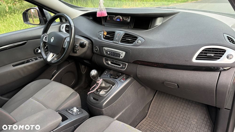 Renault Scenic Energy dCi 130 S&S Bose Edition - 26