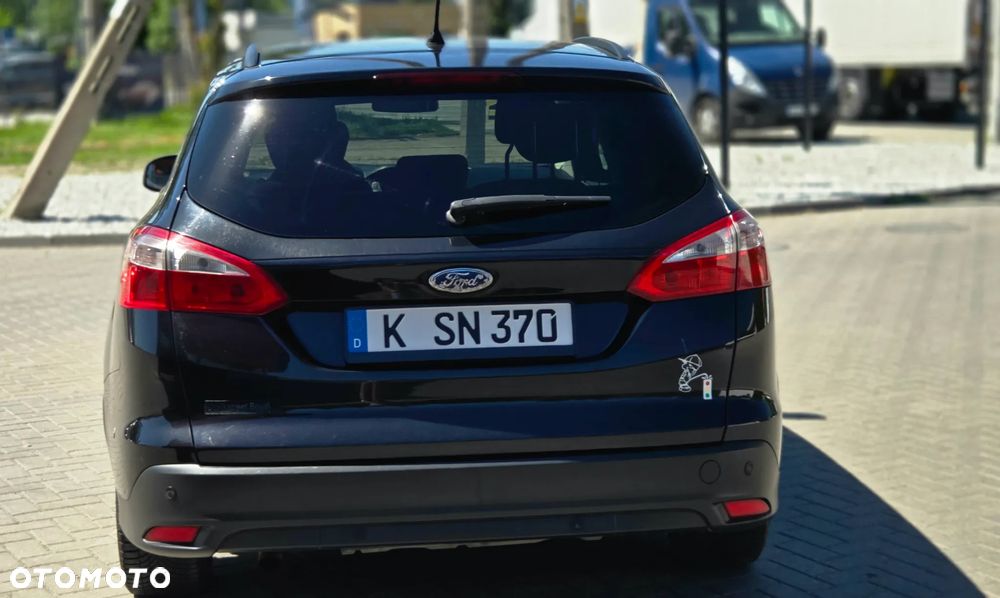 Ford Focus SW 1.6 TDCi Titanium - 11