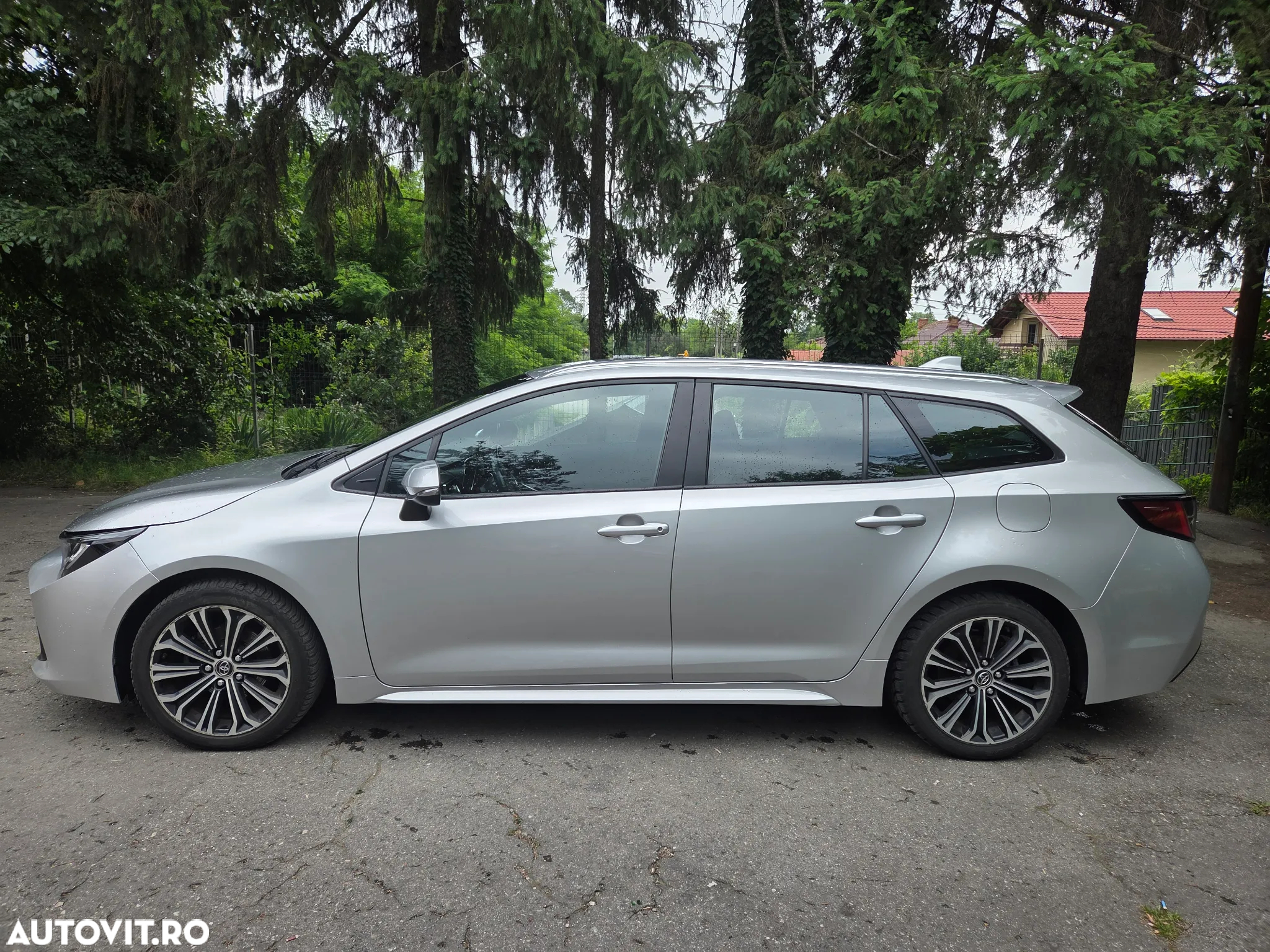 Toyota Corolla 1.8 HSD Business - 24