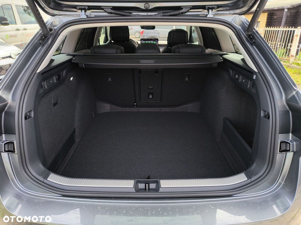 Skoda Superb 2.0 TSI 4x4 L&K DSG - 19