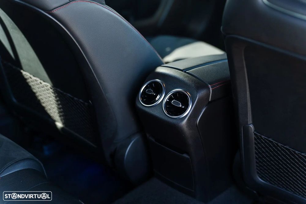 Mercedes-Benz A 180 d 7G-DCT AMG Line - 15