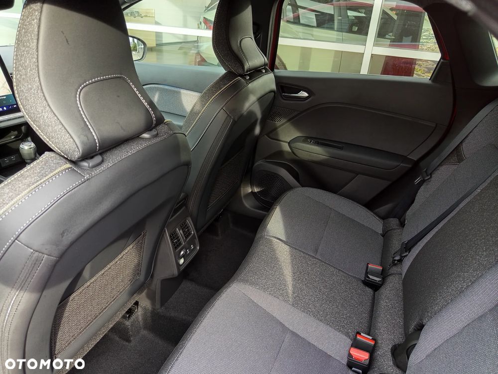 Renault Symbioz 1.3 TCe mHEV Techno - 17