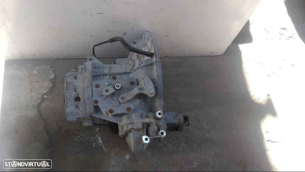 CAIXA DE VELOCIDADES CHRYSLER VOYAGER RG - 1