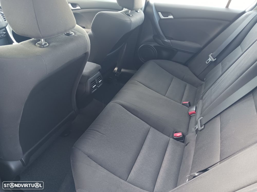 Honda Accord 2.2 i-DTEC Executive Advance - 26
