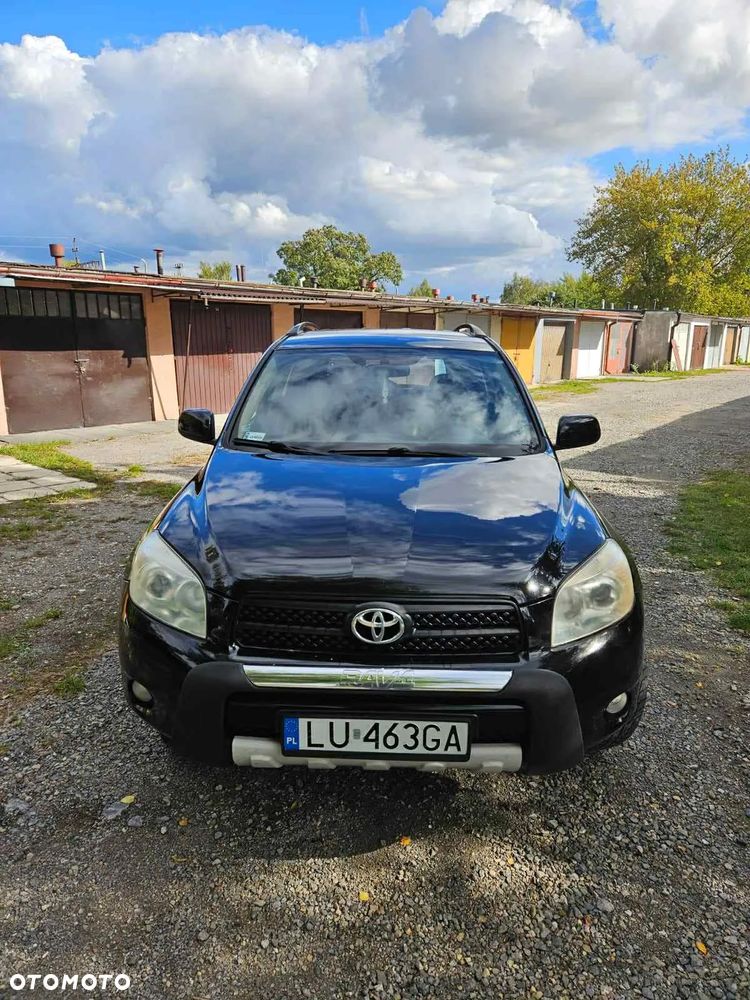 Toyota RAV4 - 3