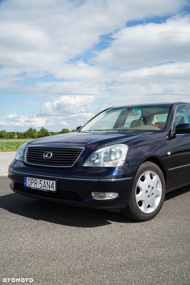 Lexus LS Standard - 4