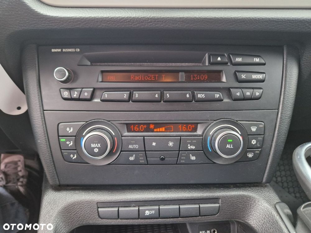 BMW X1 sDrive18i Sport Line - 12