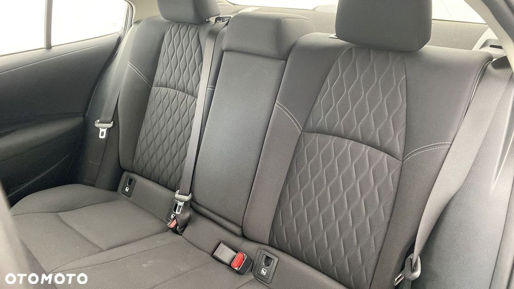 Toyota Corolla 1.6 Comfort - 12