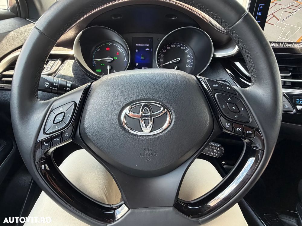 Toyota C-HR - 9