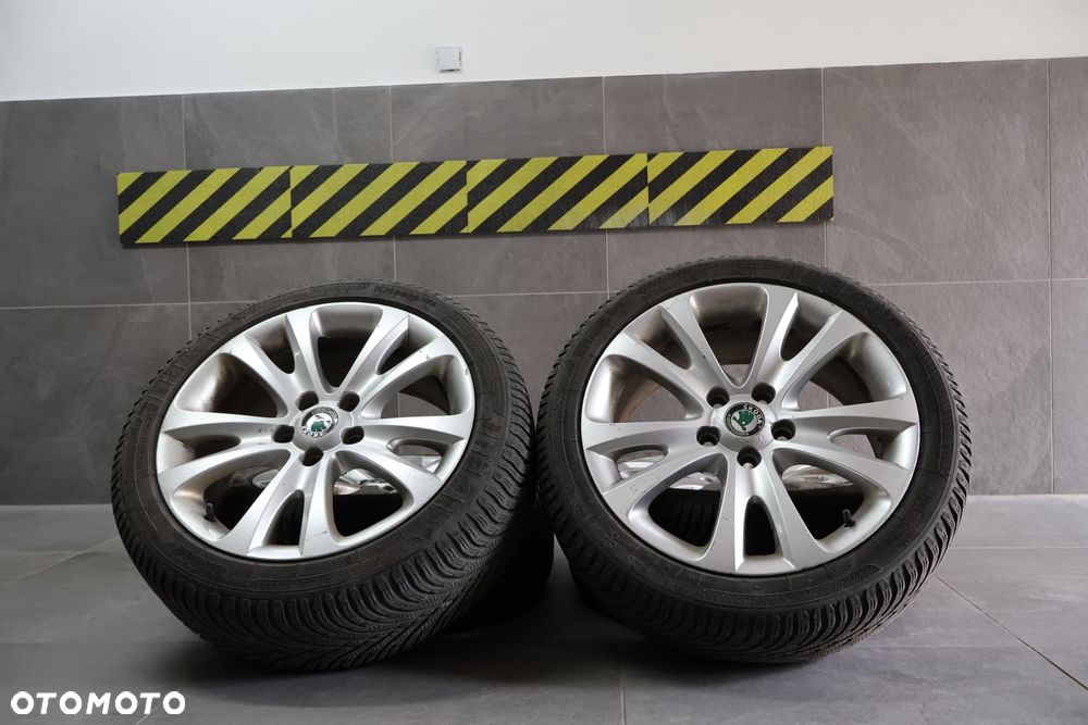 Skoda Superb 2.0 TDI Elegance DSG - 35