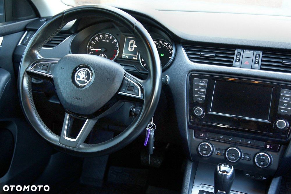 Skoda Octavia 2.0 TDI Edition DSG - 11