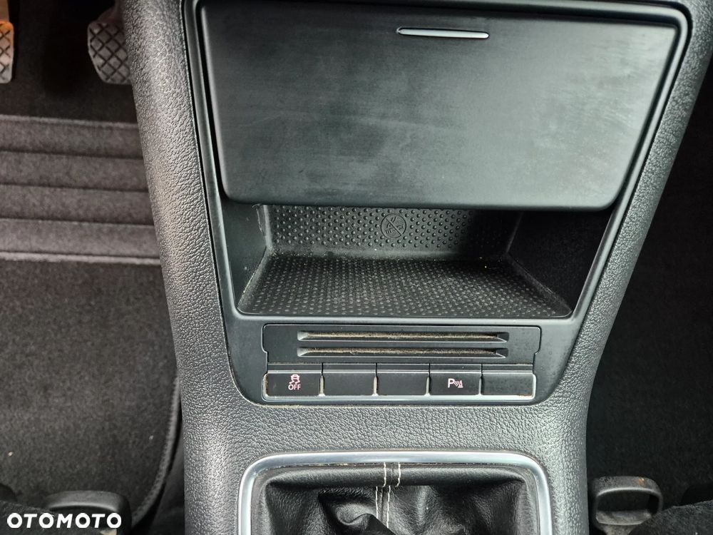 Volkswagen Golf Plus 1.2 TSI MATCH - 16