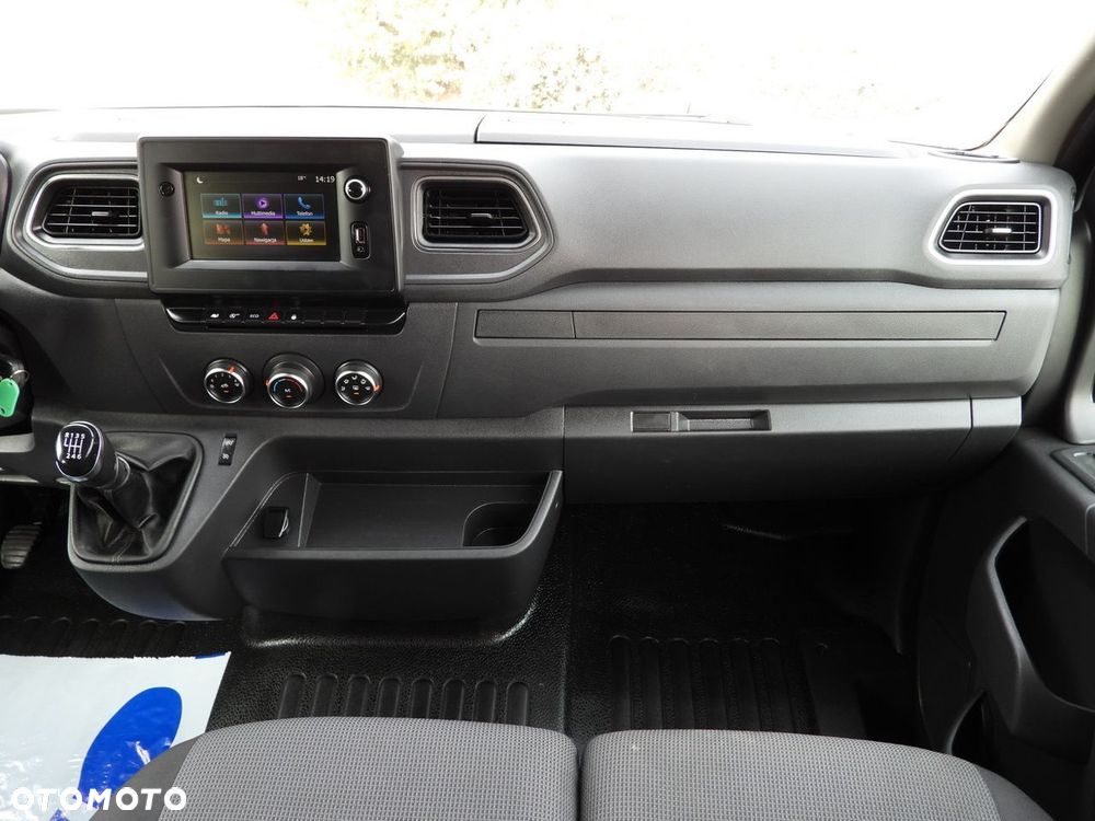 Renault MASTER FURGON BRYGADÓWKA 7 MIEJSC TEMPOMAT NAWIGACJA LEDY KLIMATYZACJA  180KM - 30