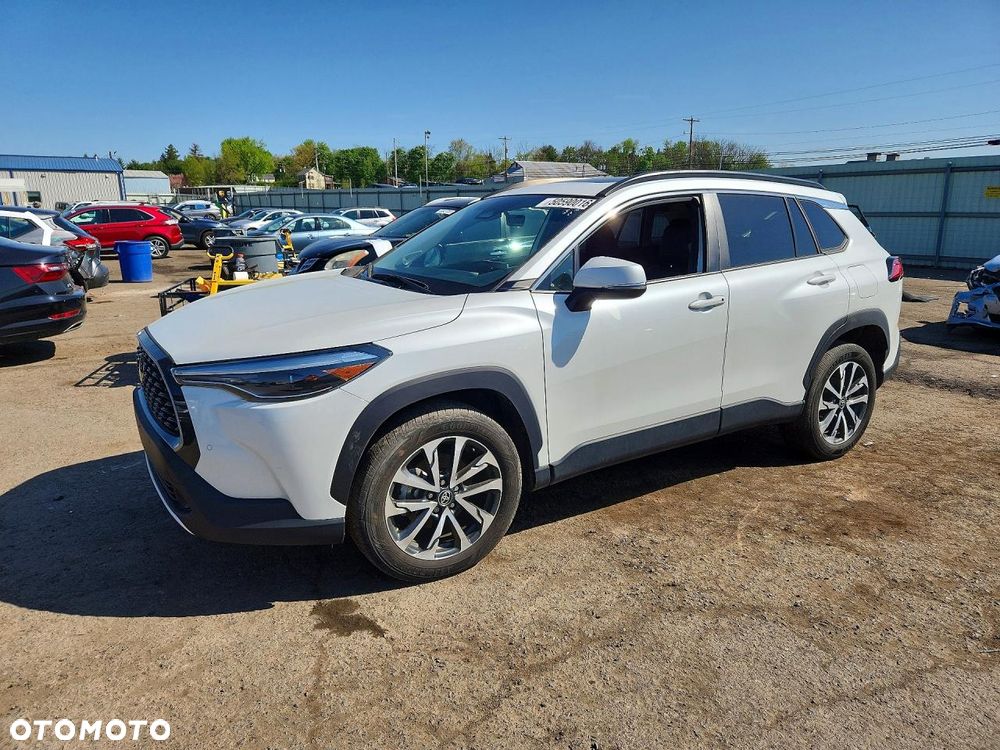 Toyota Corolla Cross - 1