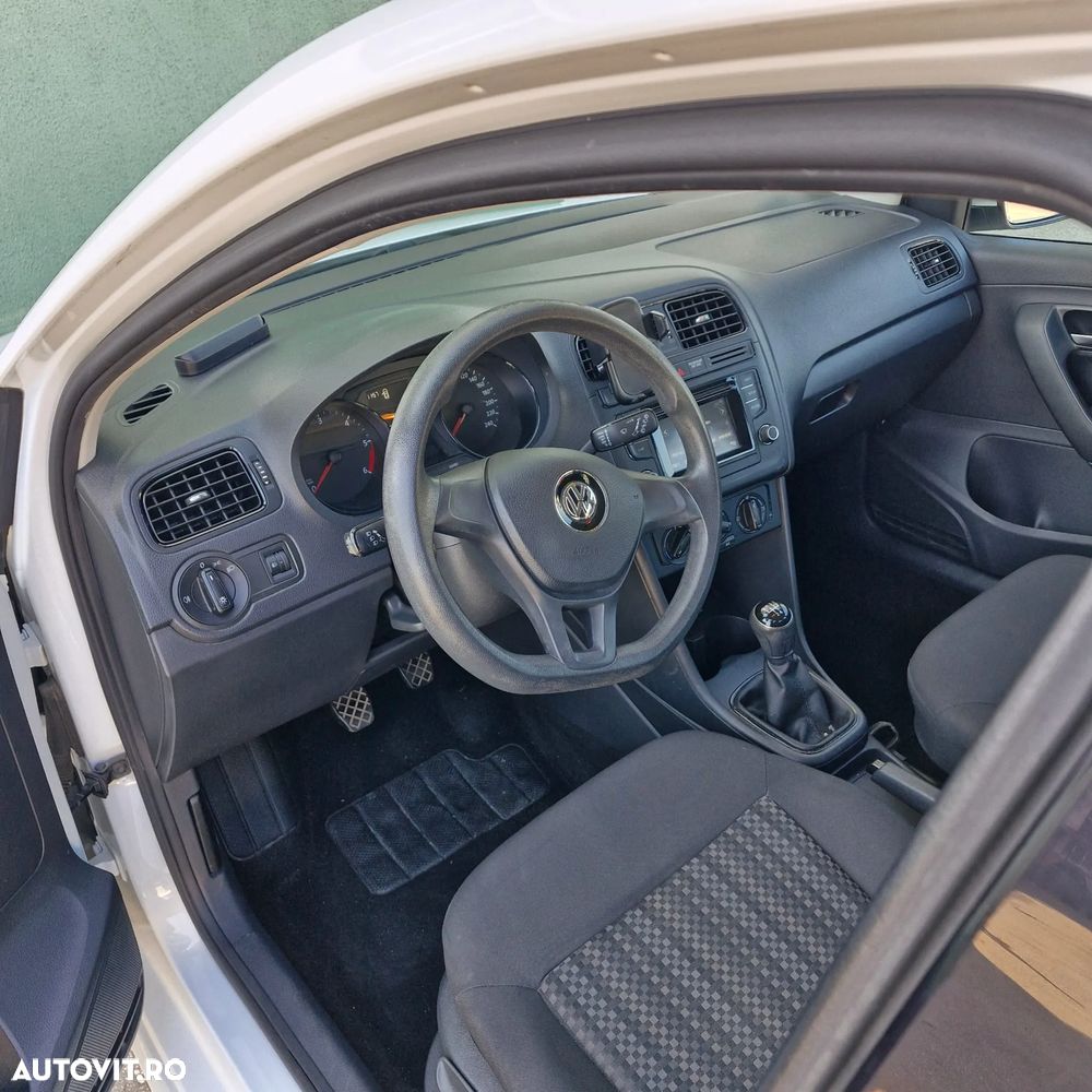 Volkswagen Polo 1.4 TDI CR BMT Comfortline - 7