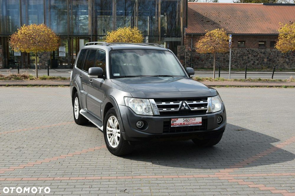 Mitsubishi Pajero - 14