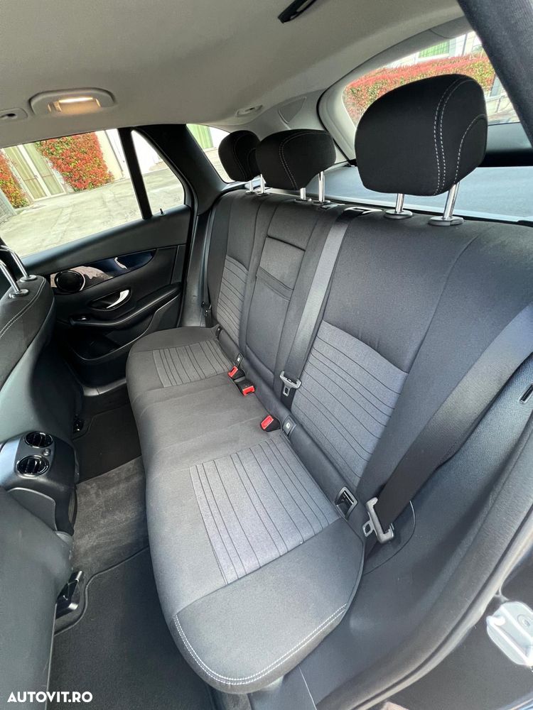 Mercedes-Benz GLC 220 d 4MATIC - 10