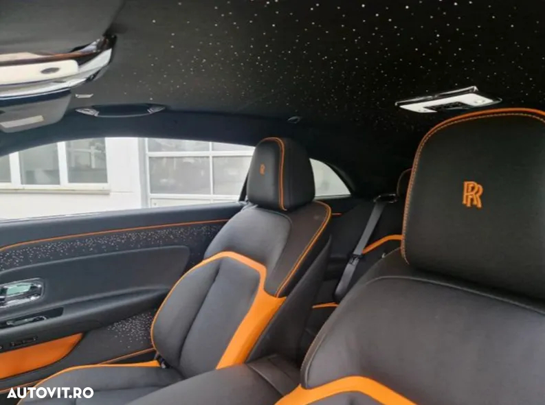 Rolls-Royce Spectre - 12