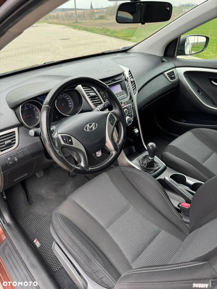 Hyundai i30 1.6 Style - 14