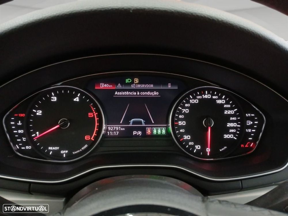 Audi A4 Avant 30 TDI S tronic - 14