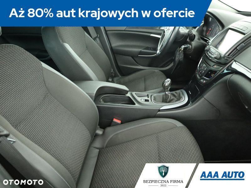 Opel Insignia - 10