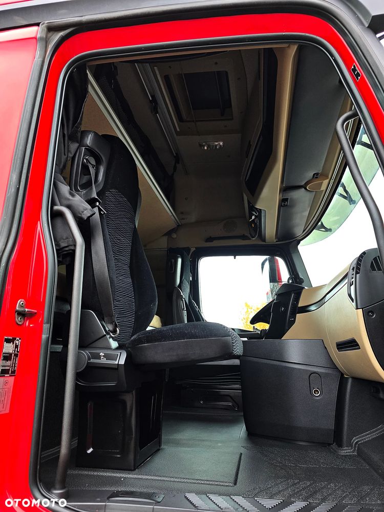 Mercedes-Benz ACTROS 1845 MP4 / Standard 315/70/22.5 - 8