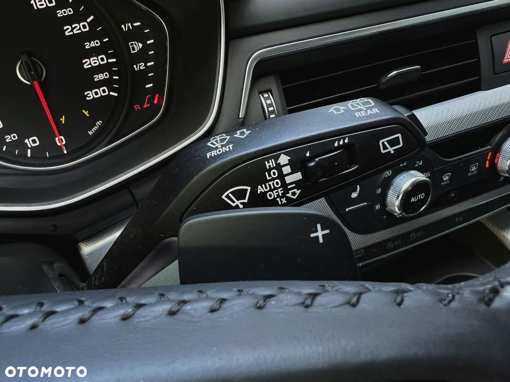 Audi A4 Avant 40 TDI S tronic design - 26