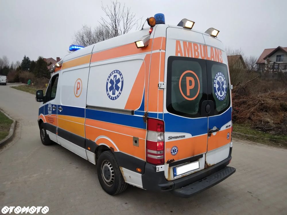 Mercedes-Benz Sprinter - 6
