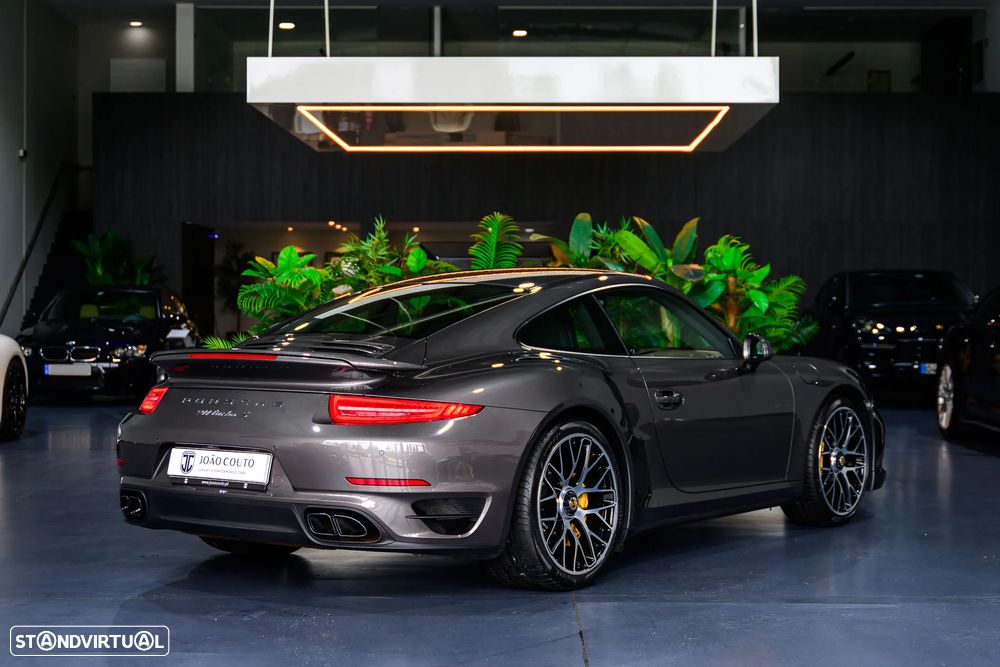 Porsche 911 (991) Turbo S PDK - 12