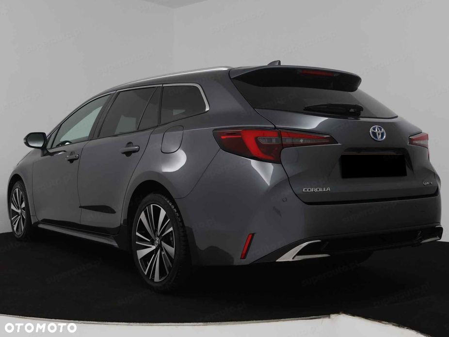 Toyota Corolla - 5