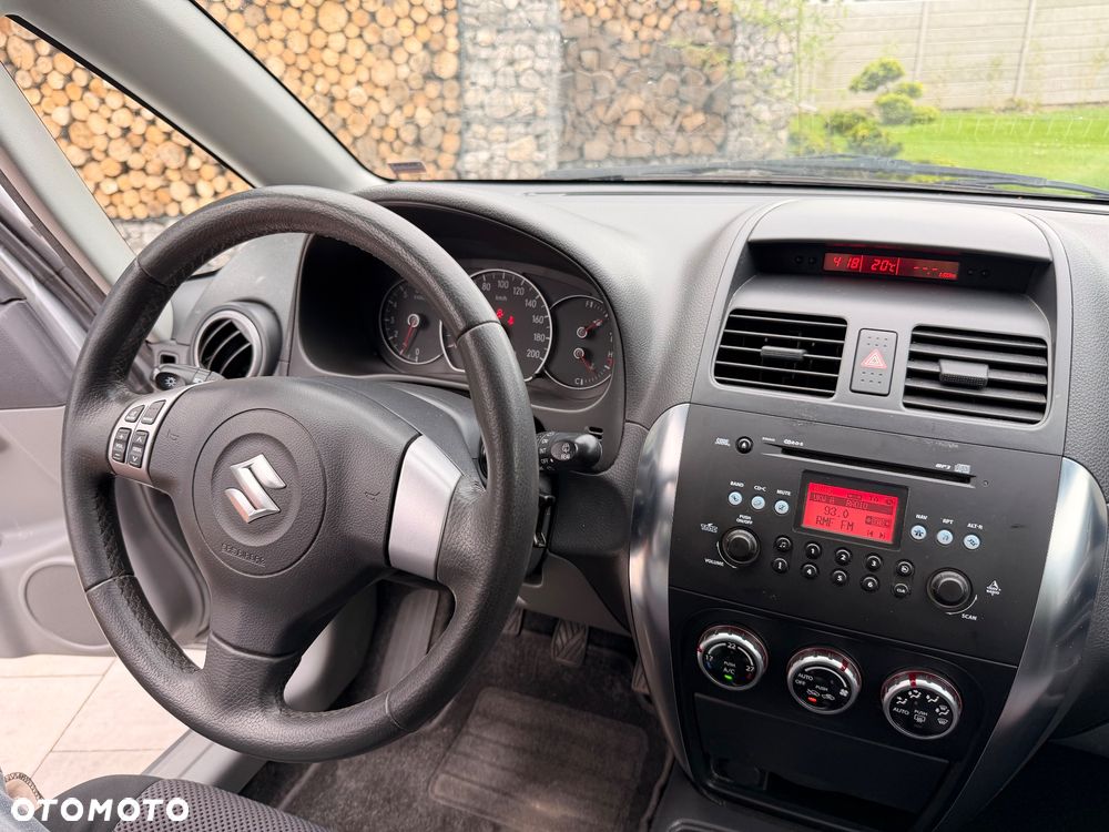 Suzuki SX4 - 17