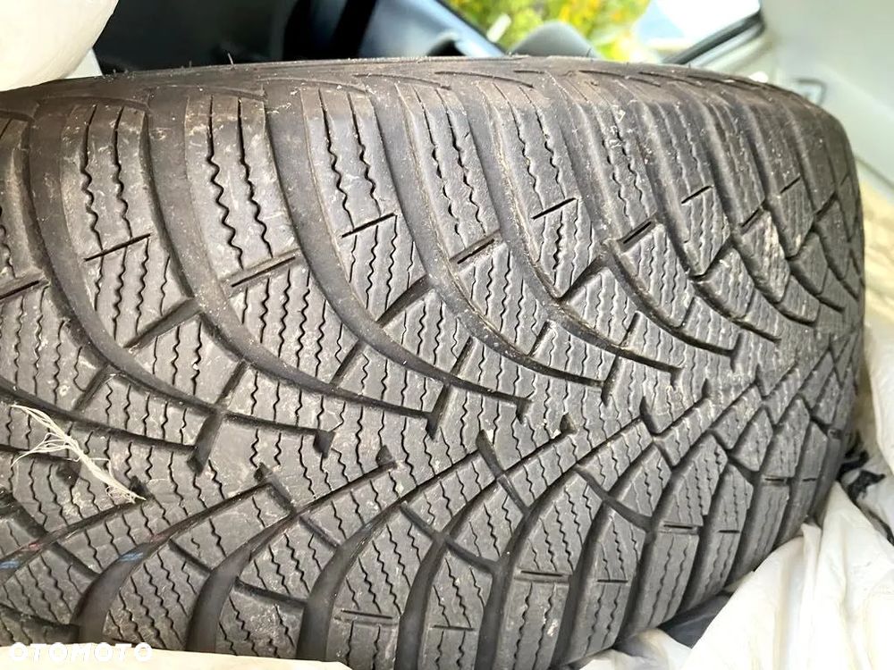 Toyota Prius+ 1.8 HSD Prestige PCS - 35