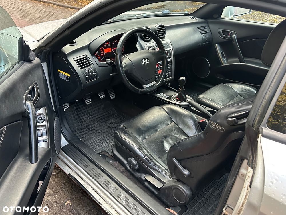 Hyundai Coupe 2.7 V6 GLS - 18