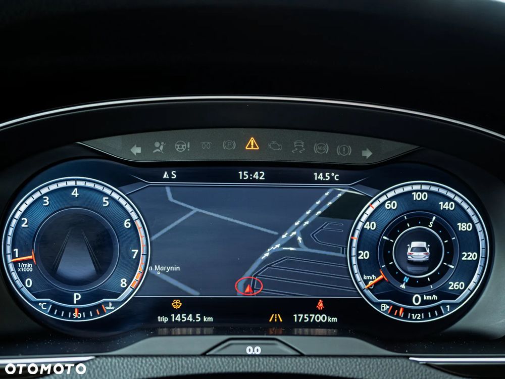 Volkswagen Passat 1.8 TSI BMT Highline DSG - 9