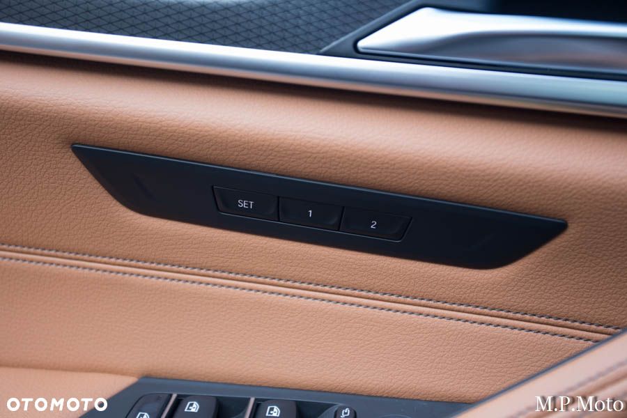 BMW Seria 5 520d M Sport Edition - 27