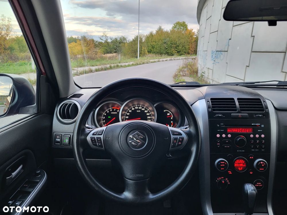 Suzuki Grand Vitara - 11