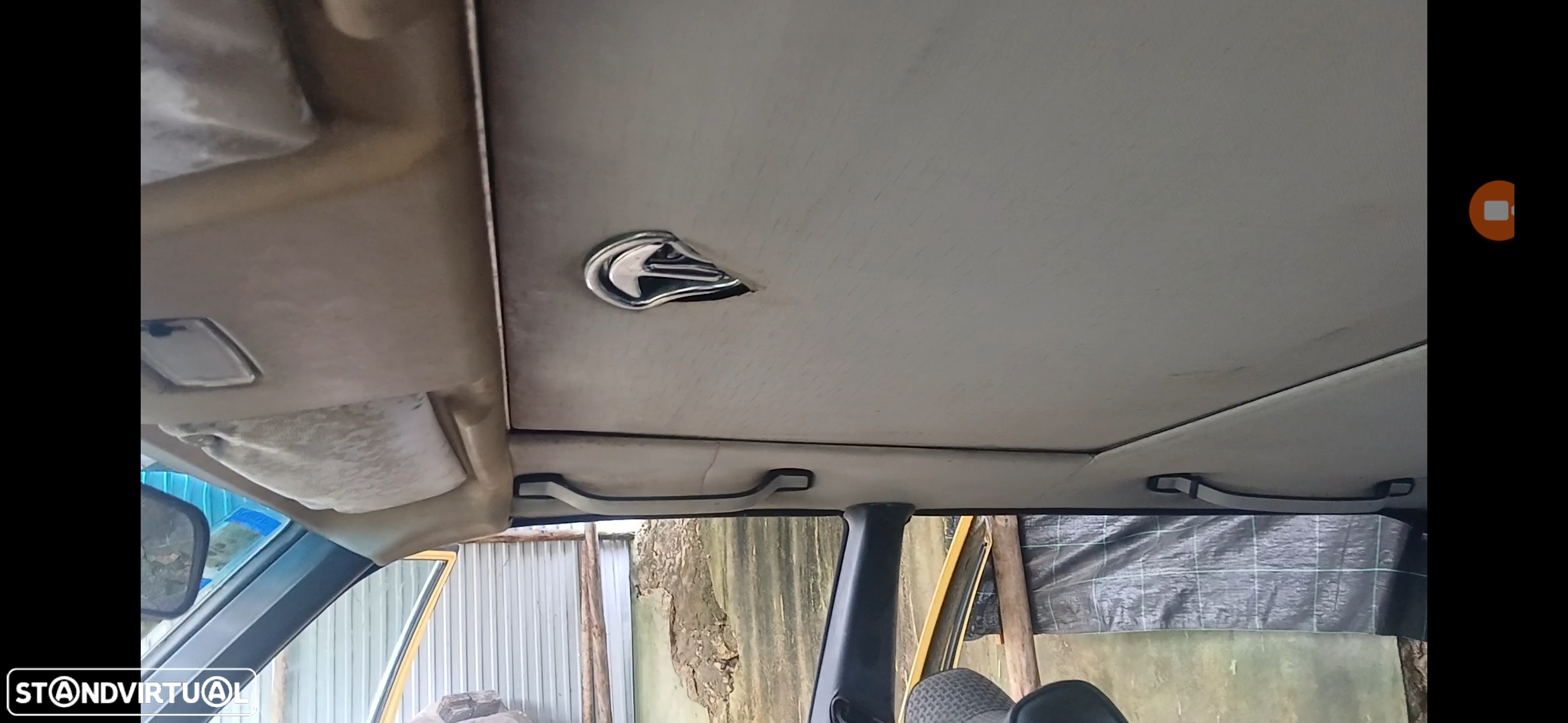 Mercedes-Benz 240 - 8