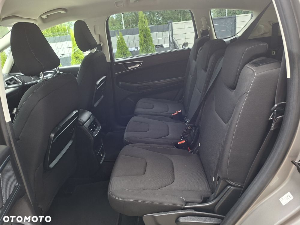 Ford S-Max - 10