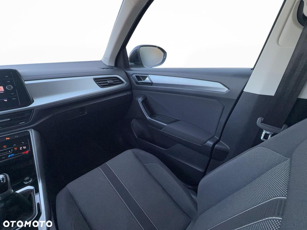 Volkswagen T-Roc - 27