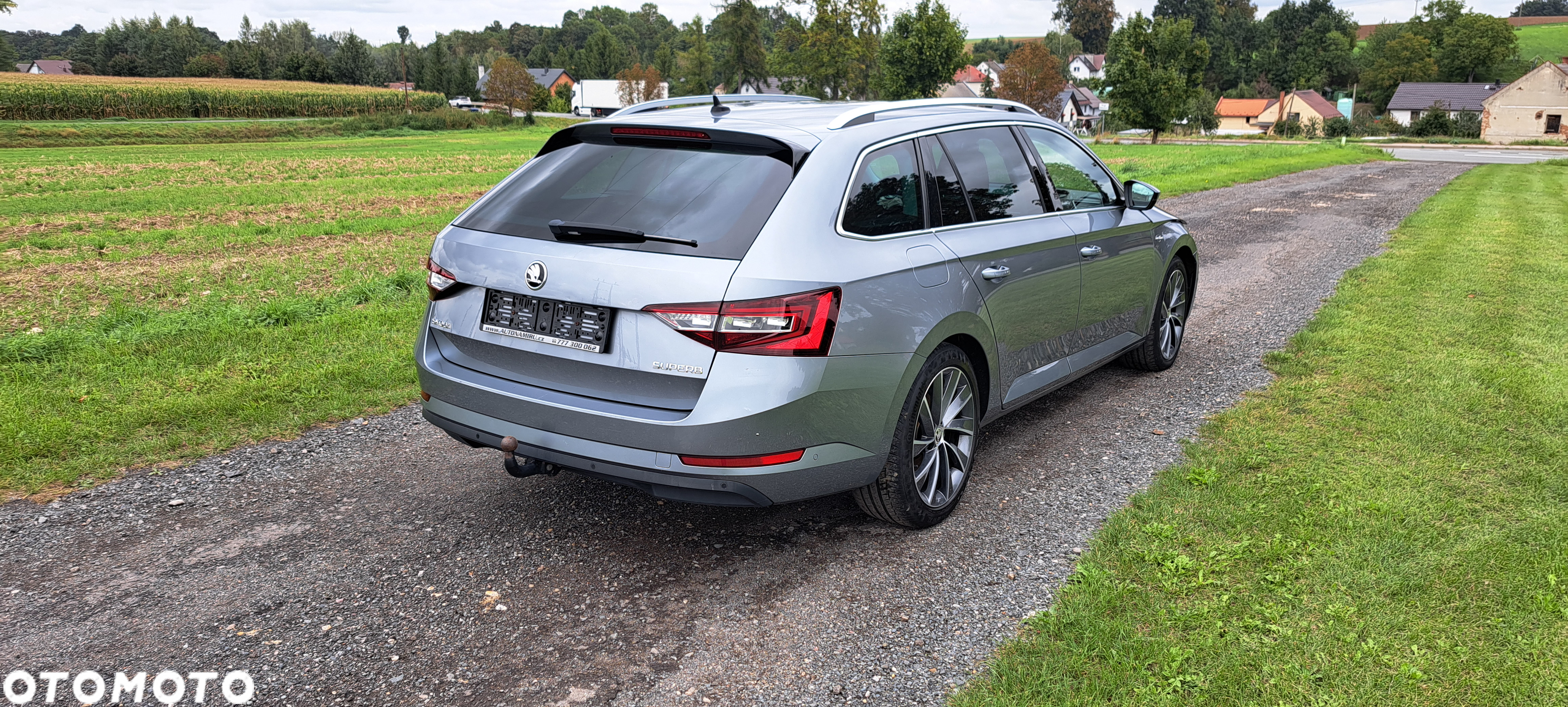 Skoda Superb Combi 2.0 TDI L&K - 4