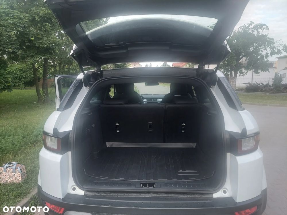 Land Rover Range Rover Evoque - 16