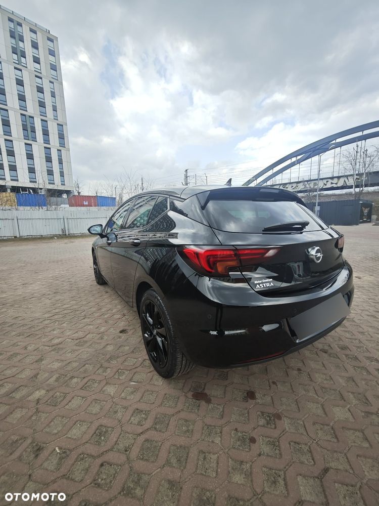 Opel Astra 1.2 T GS Line S&S - 9