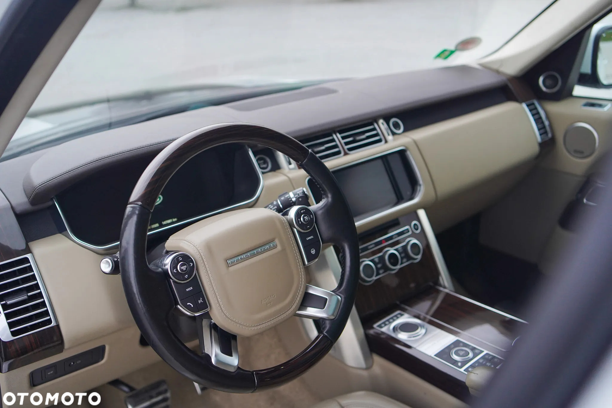 Land Rover Range Rover V8 Supercharged Vogue - 10