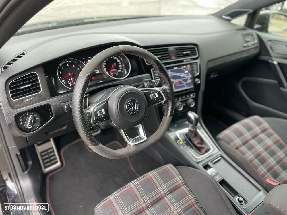 VW Golf 2.0 TSi GTi DSG Performance - 18